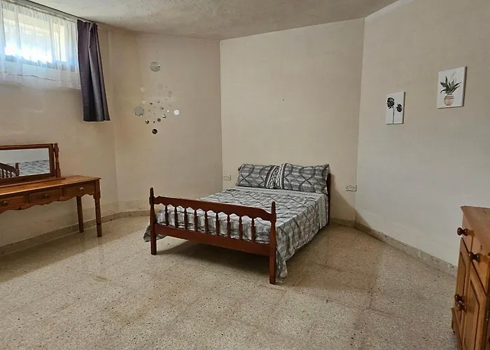 Poolside, 2 Bedroom Flatlet