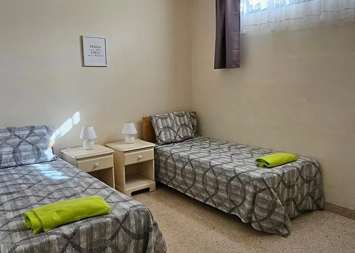 Poolside, 2 Bedroom Flatlet *